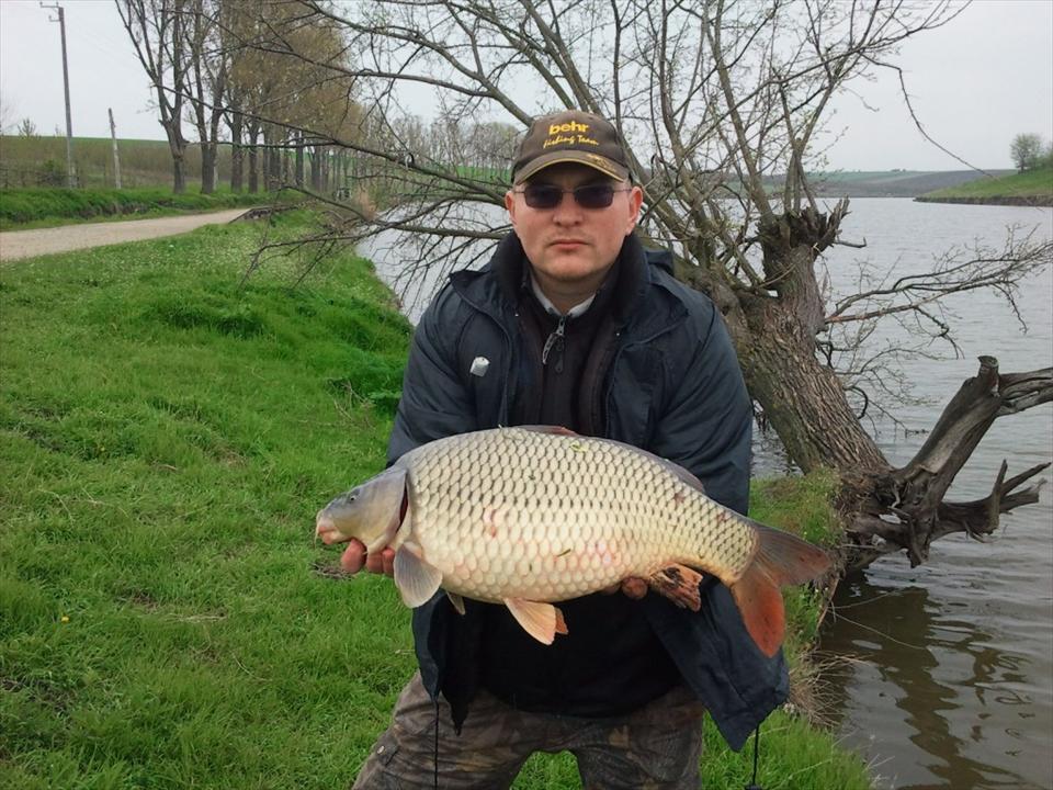 24 de ore de pescuit, 20 de ore de ploaie si 2 ciortani